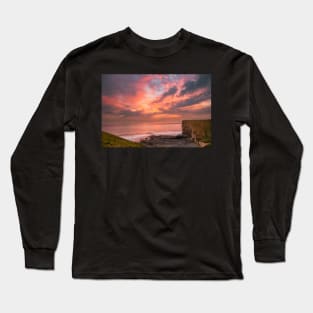 Sunset at Nash Point, Glamorgan Heritage Coast, Wales Long Sleeve T-Shirt